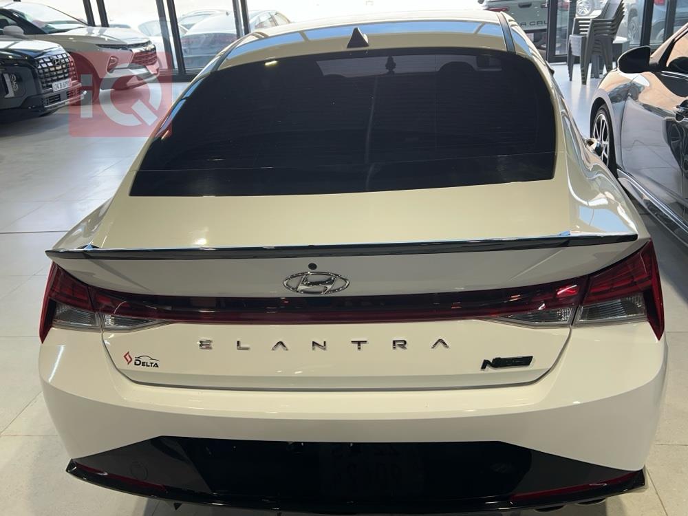 هیوندای ئەلەنترا